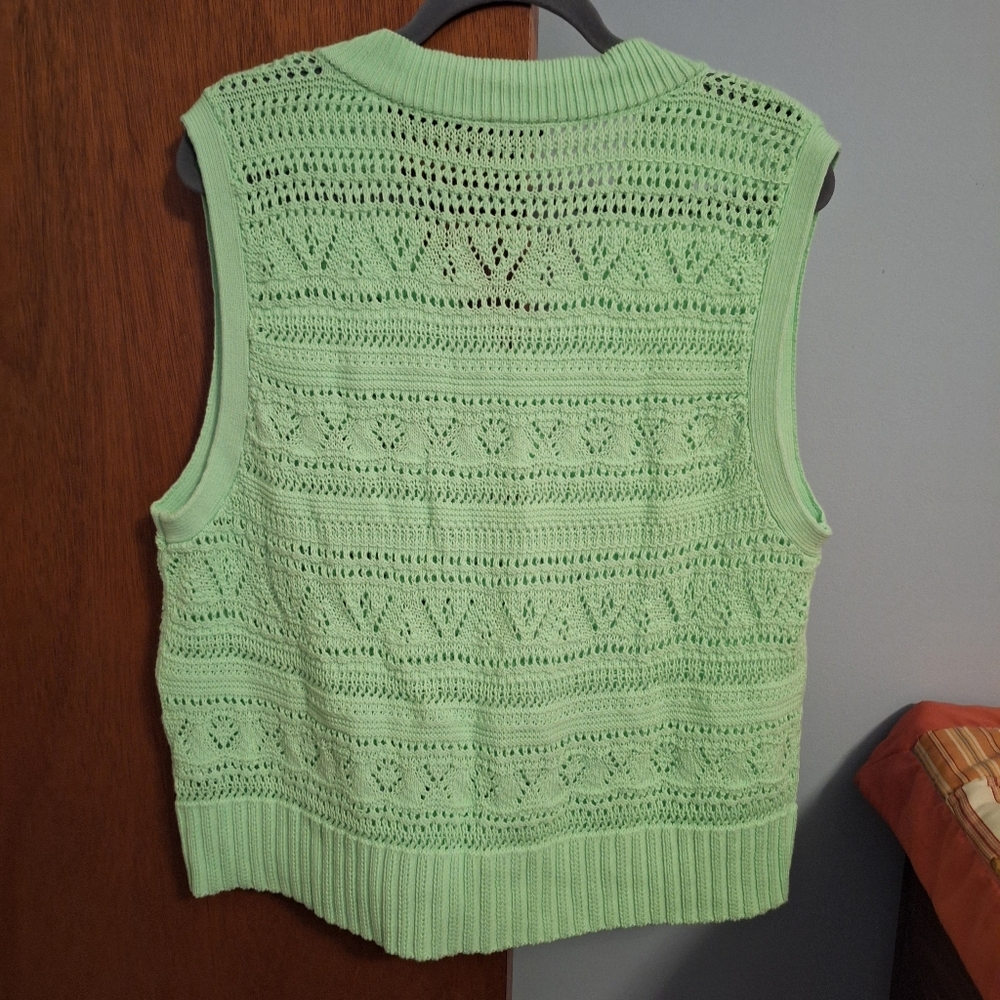 Talbots Lime Green 100% Knit Sleeveless V-neck Sweater Size XL - Picture 4 of 4